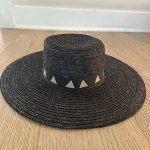 Gigi Pip Corey Medium Black- worn once!